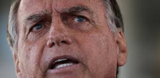 Pedido de visita a Bolsonaro virou instrumento político, avalia professor
