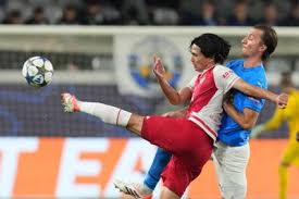 Japan forward Takumi Minamino stretchered off with knee injury in Monaco's French Cup game