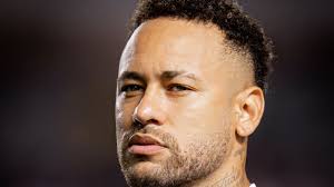 Lendas da Premier League entram em debate sobre Neymar e polemizam: 'Até Hazard foi melhor'