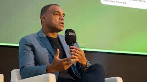Denilson analisa possibilidades da Seleção Brasileira na Copa: 'Não enxergo uma liderança'