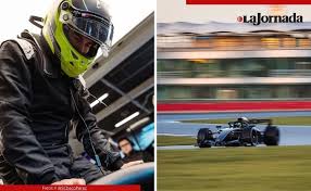 ‘Checo’ Pérez estrena el monoplaza de Cadillac que conducirá la próxima temporada de F1