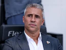 Hernán Crespo apunta a ser el nuevo entrenador de Atlas para el Apertura 2026