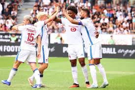 Une jolie frappe à vingt mètres pour lancer la saison de Lille en Ligue 1 : le but d'Olivier Giroud contre Angers en vidéo — L'Équipe