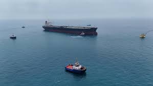 Oil Prices Jump After Renewed Strikes in Gulf Put Shipping Recovery at Risk