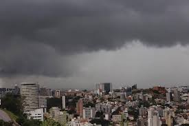 Frente fria aproxima-se: chuva retorna à região metropolitana de São Paulo no fim de semana