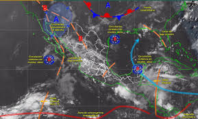 Onda tropical activa lluvias y mantiene el calor en Quintana Roo