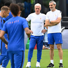 Didier Deschamps Arbitre France Espagne