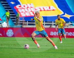 En vivo | Sin James en la titular, la Selección se despide de Colombia: los dirigidos por Néstor Lorenzo se enfrentan a Costa Rica en El Campín