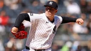 Yanks place Weathers on paternity list, recall Bird