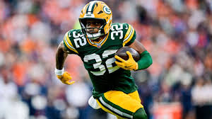 Fantasy football mock draft: Josh Jacobs drops, MarShawn Lloyd goes in Round 6