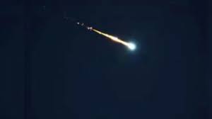 ¡Bólido Cruza el Cielo Argentino! ¿Qué Fue Esa Luz Misteriosa?