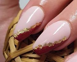Hình ảnh về Gold/Silver Leaf Nails design