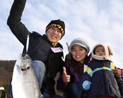 산천어 얼음낚시 이미지