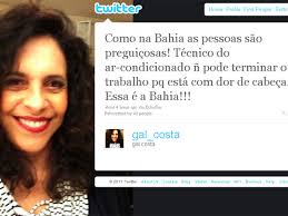 Gal, que atualmente mora em São Paulo, disse que não se importa com as críticas. Inclusive, a cantora já foi alvo de muitas no início de 2011 quando chamou ... - gal_costa