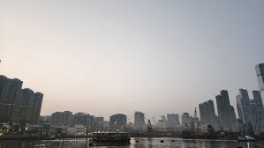 HK hit by sudden 9 degrees temperature dip amid cold front