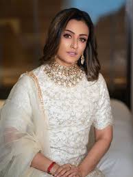 7 Surprising Facts About Namrata Shirodkar's Decision to Quit Acting