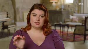 Manon and Anthony tour her dream home in France... but will they buy it? 🏡 New #90DayFiance: The Other Way TONIGHT at 8/7c.