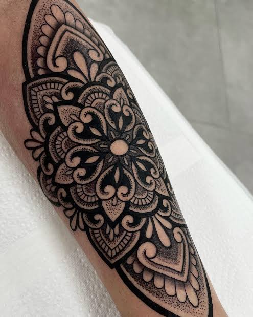 Just what I needed today, had the best day tattooing this forearm ...