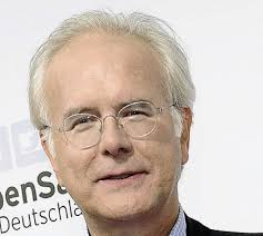 <b>Harald Schmidt</b> kehrt am Dienstag zu Sat.1 zurück. - 49397028