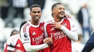 Arsenal show title mettle to capitalise on Liverpool slip-up