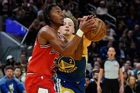 Bulls Guard Rob Dillingham Playing Through Wrist Injury