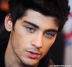 Zayn meme avec les yeux bleu il est canon ! - 3148713672_1_2_oixK0dz8