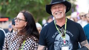 Iconic ‘80s Heavy Metal Band Delivers Unexpected Christmas Treat