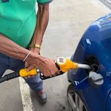 Carburants à La Réunion : le litre du gazole augmente de 6 centimes, celui du sans-plomb baisse de 3 centimes au mois de mai