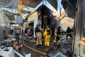 At least 10 people killed in Russian and Ukrainian attacks