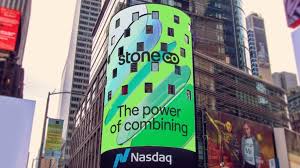 Stone faz demissões e fala em "ganho de eficiência"