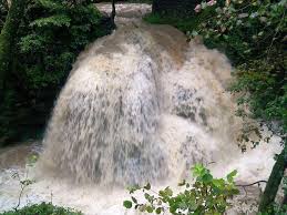 Imagini pentru cele mai frumoase cascade din lume video