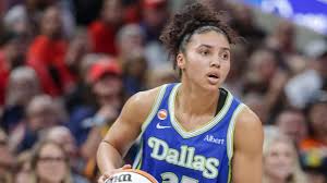 Azzi Fudd sinks 3-pointer for first career WNBA points