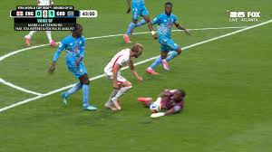 England’s Harry Kane Denied Penalty | Mark Clattenburg gives his opinion on controversial call