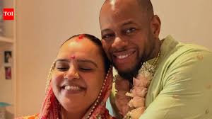 Casting director Shanoo Sharma reveals husband's face a day after announcing the wedding with a mushy cap