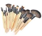 Best Makeup Brushes for Every Budget - theFashionSpot