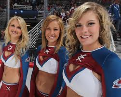 Resultado de imagem para cheerleaders ice hockey