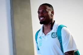 Como Carlos Miguel virou destaque em sequência invicta do Palmeiras e até "assustou" rival