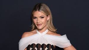 Witney Carson Reveals How Her Pregnancy Is Affecting ‘DWTS’ Rehearsals Before Season 35