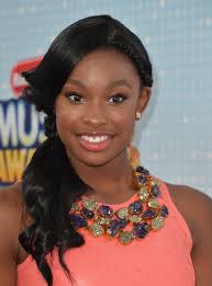 Coco Jones donned a fabulous green and purple statement necklace that served as the perfect contrast to her salmon dress at the Radio Disney Music Awards. - Coco%2BJones%2BStatement%2BNecklace%2BGemstone%2BStatement%2BO4lMFGE5eBhl