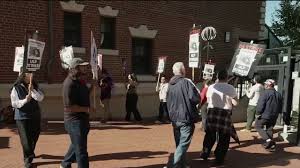 3-day strike at Ghiradelli Flagship store in San Francisco