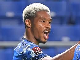 元日本代表ＦＷオナイウ阿道、約４年半ぶりのＪ復帰が決定的に かつての古巣・浦和がオファー（デイリースポーツ）