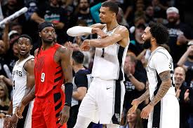 Recap: Spurs advance, 76ers, Knicks win