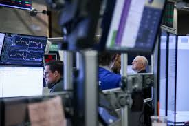 US Stocks Flip Narrative, Beating Rest of World as War Drags On