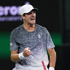 João Fonseca x Jannik Sinner em Indian Wells: saiba horário e onde assistir ao vivo