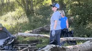Keep the Tennessee River Beautiful, TVA partner for Chickamauga Lake cleanup
