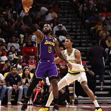 Jabari Smith Jr. hurls jab against Lakers: 'We’re obviously the better team'