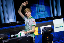 m0NESY está próximo de deixar a Falcons, diz streamer
