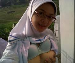 Image result for jilbab BUGIL