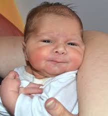 Gaël Besnard est né le dimanche 21 juillet 2013 à 17 h 42, il pesait 3,260 kilos et mesurait 49 centimètres. Gaël est le premier enfant d&#39;Ophélie, ... - bebe-gael-2407133