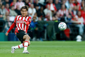 PSV kan de koppositie grijpen en moet hier en daar wat ‘fitheid managen’